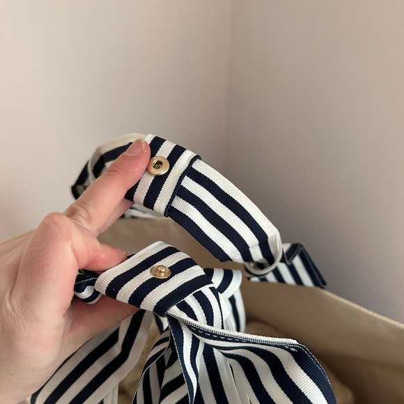 NEW Mark & Graham RIBBON BOW BAG BEACH BAG - Picture 7 of 7